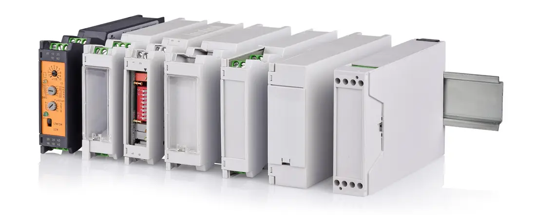 A Combinorm Compact sorozat DIN sínre szerelhető műszerdobozokat kínál, amelyek minimalizált szélességük ellenére nagy számú csatlakozást tesznek lehetővé